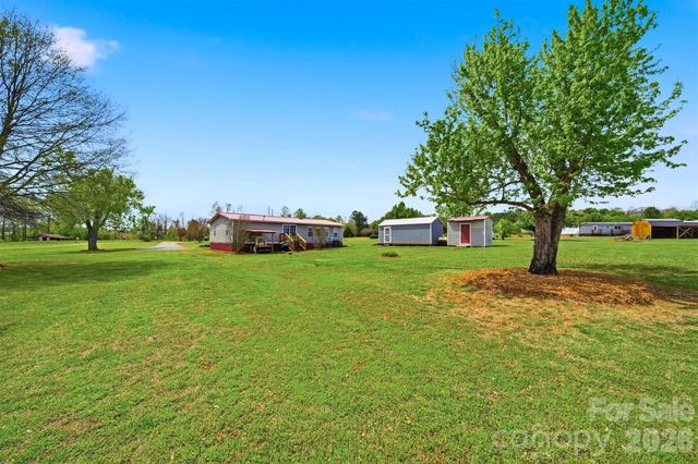 2486 Evening Drive, Claremont, NC 28610