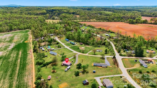 2486 Evening Drive, Claremont, NC 28610