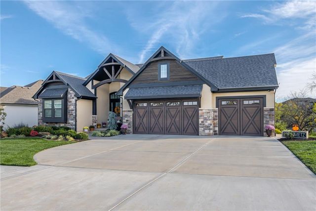 22525 W 87th Terrace, Lenexa, KS 66227