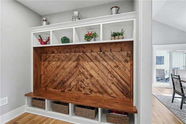 22525 W 87th Terrace, Lenexa, KS 66227