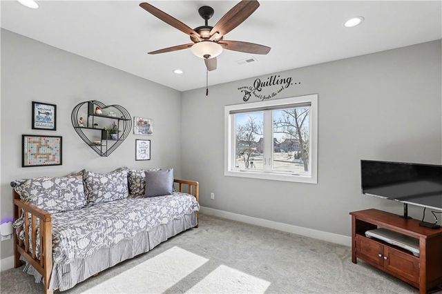 22525 W 87th Terrace, Lenexa, KS 66227