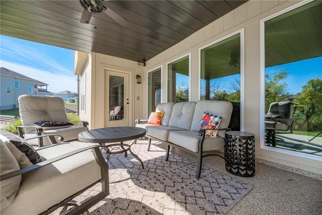 22525 W 87th Terrace, Lenexa, KS 66227