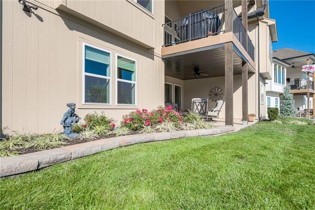 22525 W 87th Terrace, Lenexa, KS 66227