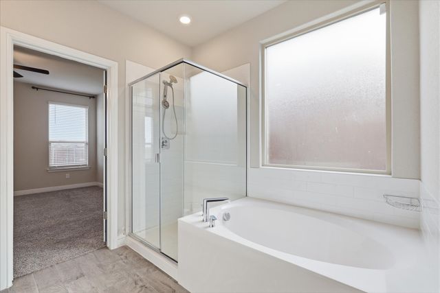 225 Oldcastle Way, Fort Worth, TX 76052