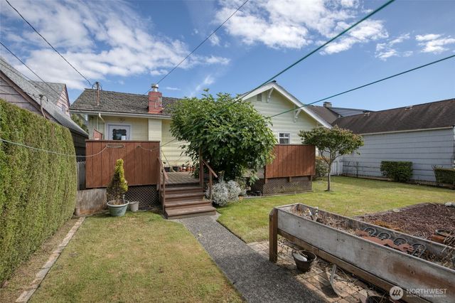 1106 W Wishkah Street, Aberdeen, WA 98520