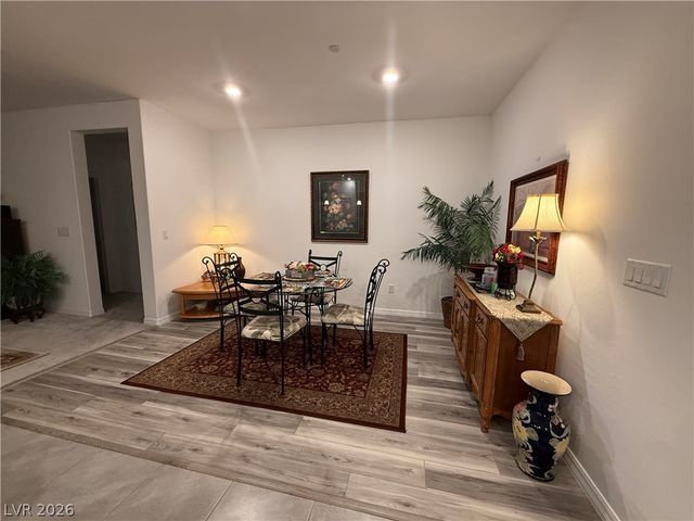 9585 Sard Lane, Las Vegas, NV 89143