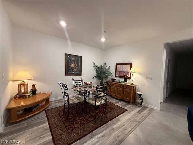 9585 Sard Lane, Las Vegas, NV 89143