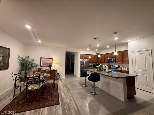 9585 Sard Lane, Las Vegas, NV 89143