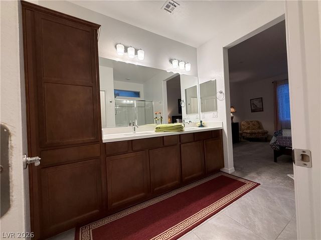 9585 Sard Lane, Las Vegas, NV 89143