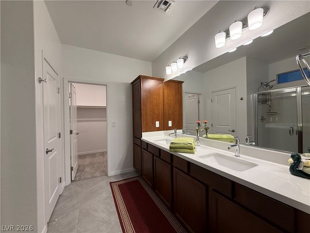 9585 Sard Lane, Las Vegas, NV 89143