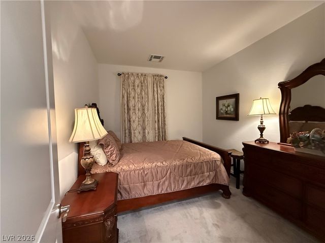 9585 Sard Lane, Las Vegas, NV 89143