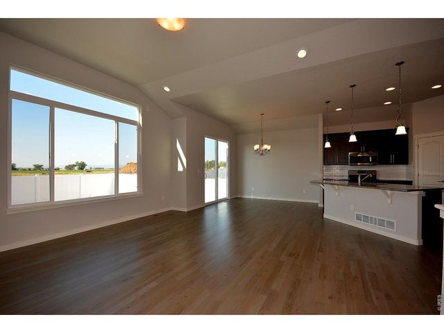 1145 Bitterroot Ct, Johnstown, CO 80534