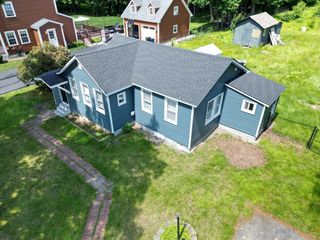 89 Dudley St, Marlborough, MA 01752