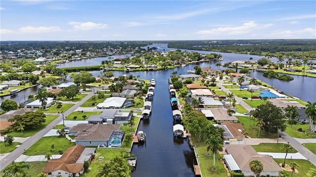 13756 Ox Bow RD, Fort Myers, FL 33905