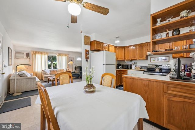 57 POND LN, Willingboro, NJ 08046