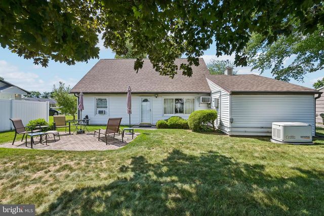 57 POND LN, Willingboro, NJ 08046
