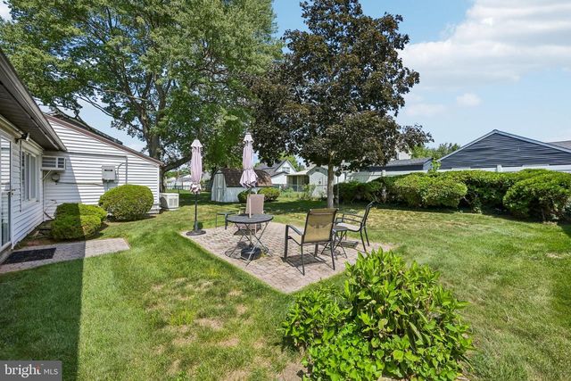 57 POND LN, Willingboro, NJ 08046