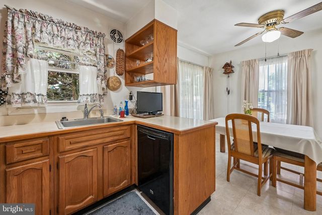 57 POND LN, Willingboro, NJ 08046