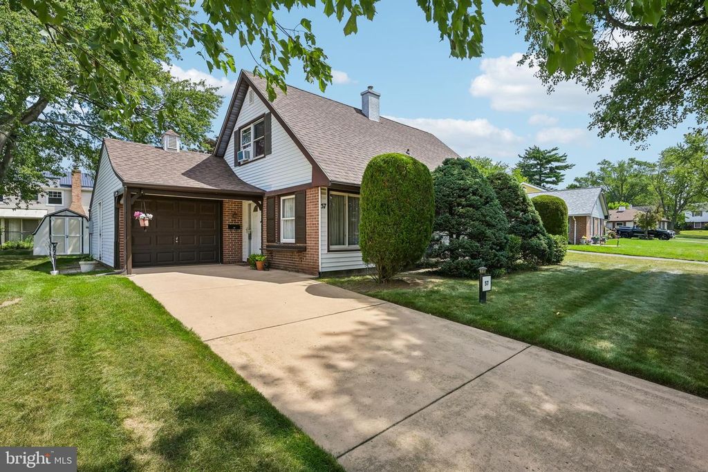 57 POND LN, Willingboro, NJ 08046