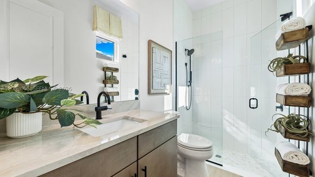 15697 Genova Drive, Naples, FL 34114