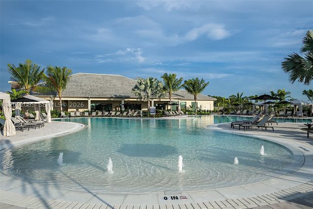15697 Genova Drive, Naples, FL 34114