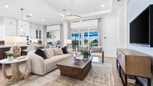 15697 Genova Drive, Naples, FL 34114