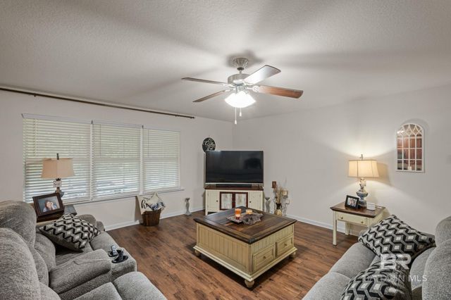 12205 Chaucer Avenue, Daphne, AL 36526