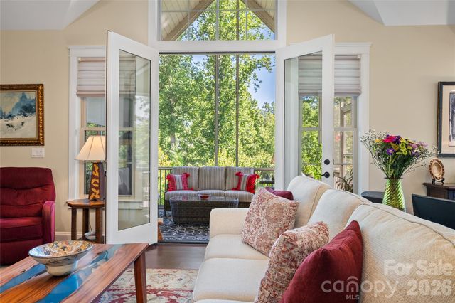 43 Orvis Stone Circle, Biltmore Lake, NC 28715