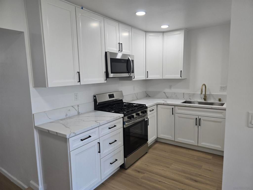 Image 10 of property listing at 3133 54th St, San Diego, CA 92105