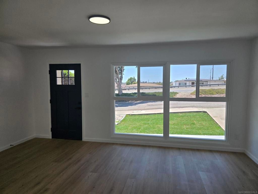 Image 2 of property listing at 3133 54th St, San Diego, CA 92105