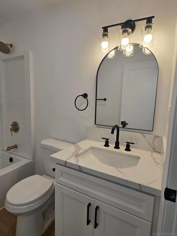 Image 25 of property listing at 3133 54th St, San Diego, CA 92105