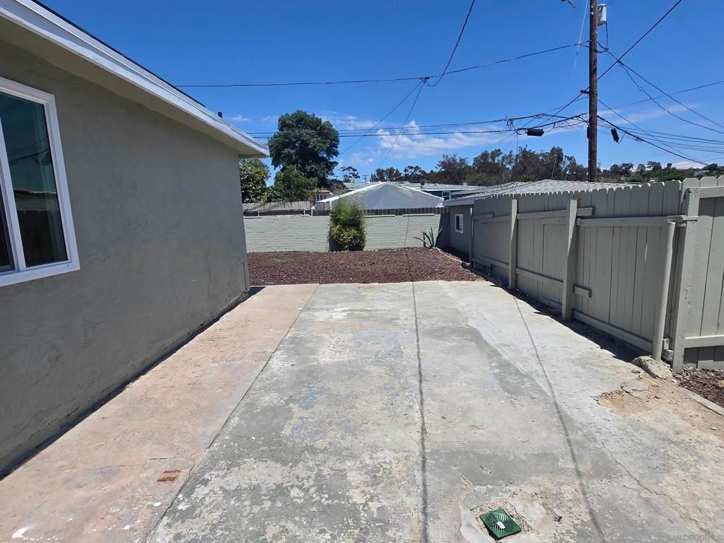Image 35 of property listing at 3133 54th St, San Diego, CA 92105
