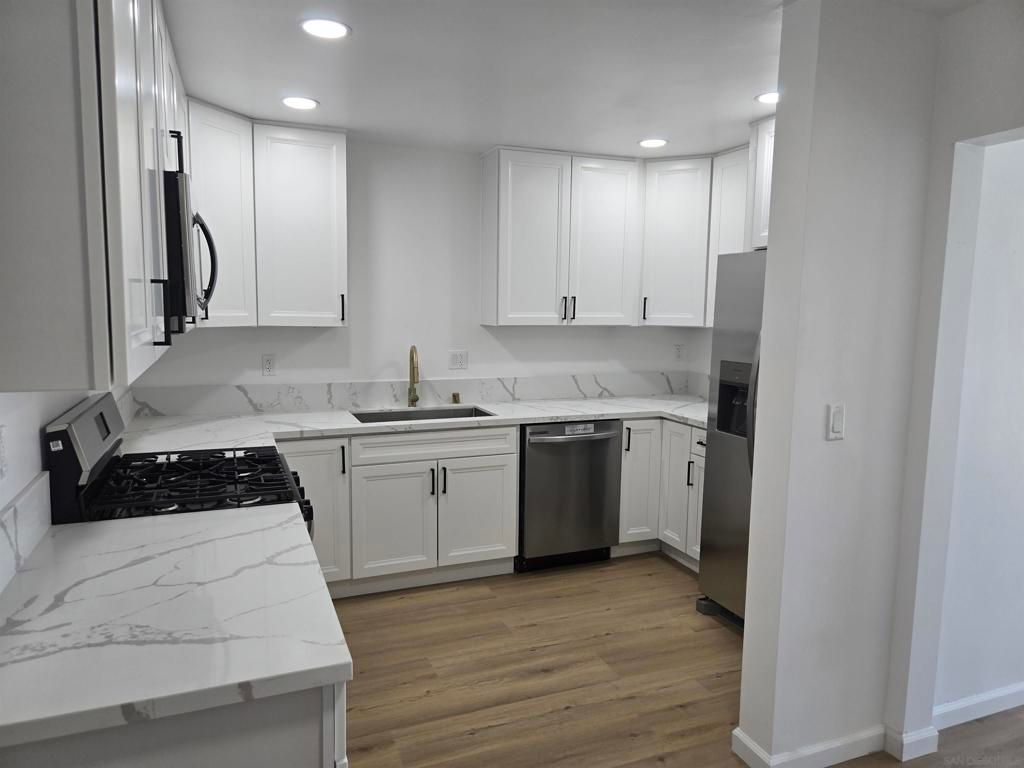 Image 9 of property listing at 3133 54th St, San Diego, CA 92105