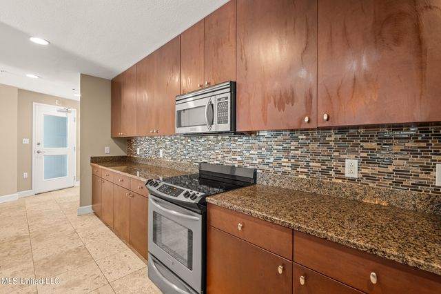 1899 Beach Boulevard, 501, Biloxi, MS 39531