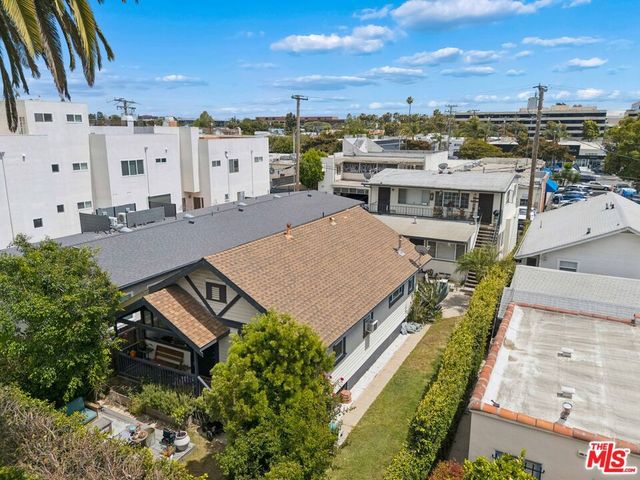 2440 Chelsea Place, Santa Monica, CA 90404