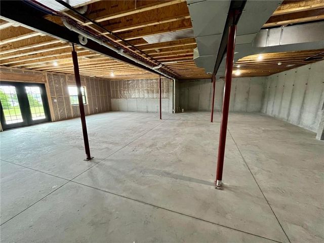 25584 Magnolia Circle, Maryville, MO 64468