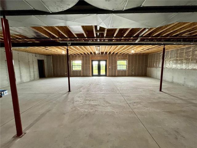 25584 Magnolia Circle, Maryville, MO 64468