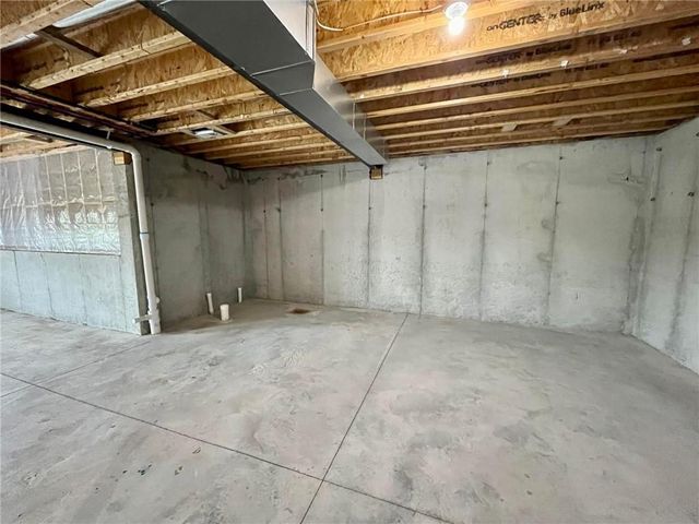 25584 Magnolia Circle, Maryville, MO 64468