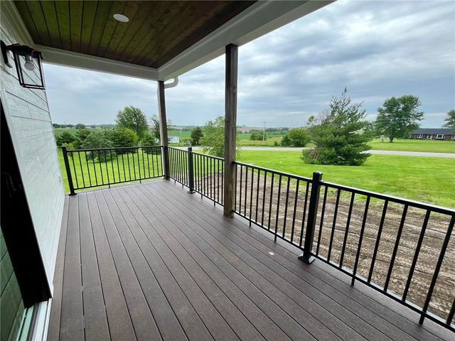 25584 Magnolia Circle, Maryville, MO 64468