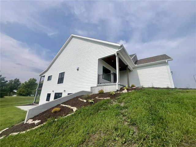 25584 Magnolia Circle, Maryville, MO 64468