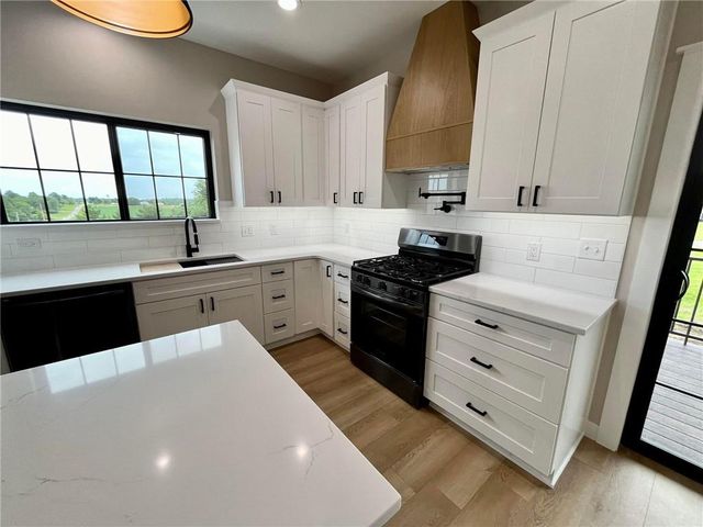 25584 Magnolia Circle, Maryville, MO 64468