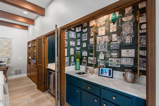 656 Franklyn Avenue, Indialantic, FL 32903