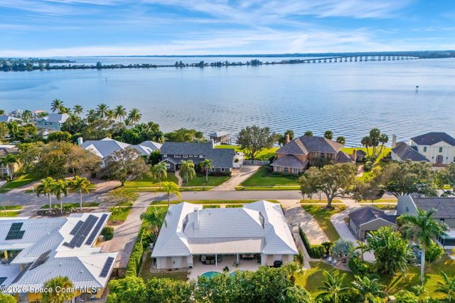 656 Franklyn Avenue, Indialantic, FL 32903