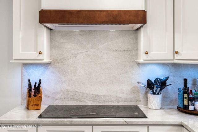 656 Franklyn Avenue, Indialantic, FL 32903