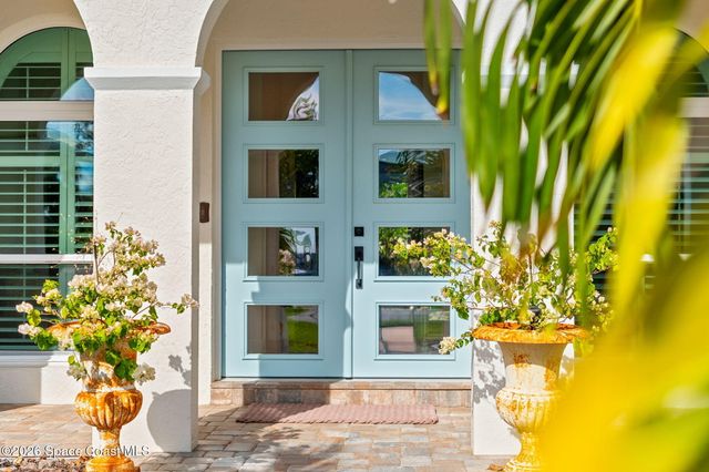 656 Franklyn Avenue, Indialantic, FL 32903