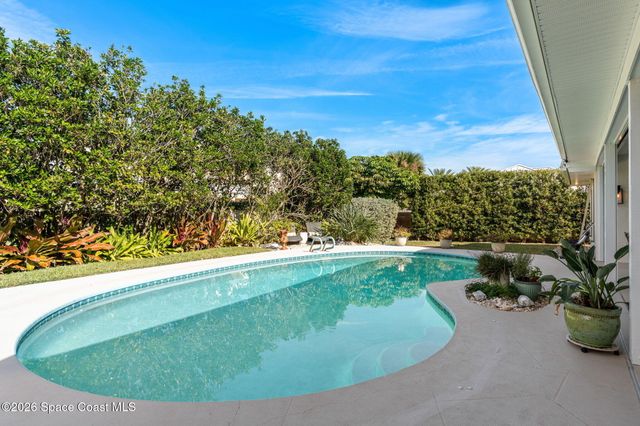 656 Franklyn Avenue, Indialantic, FL 32903