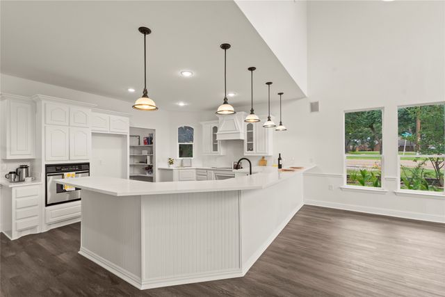 142 Deer Island Road, Mabank, TX 75156