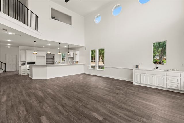 142 Deer Island Road, Mabank, TX 75156
