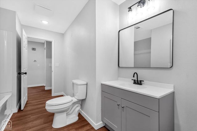 107 E Elm Street, Harrisburg, AR 72432