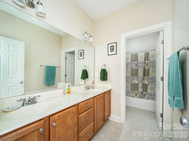 541 Welsh Partridge Circle, Biltmore Lake, NC 28715